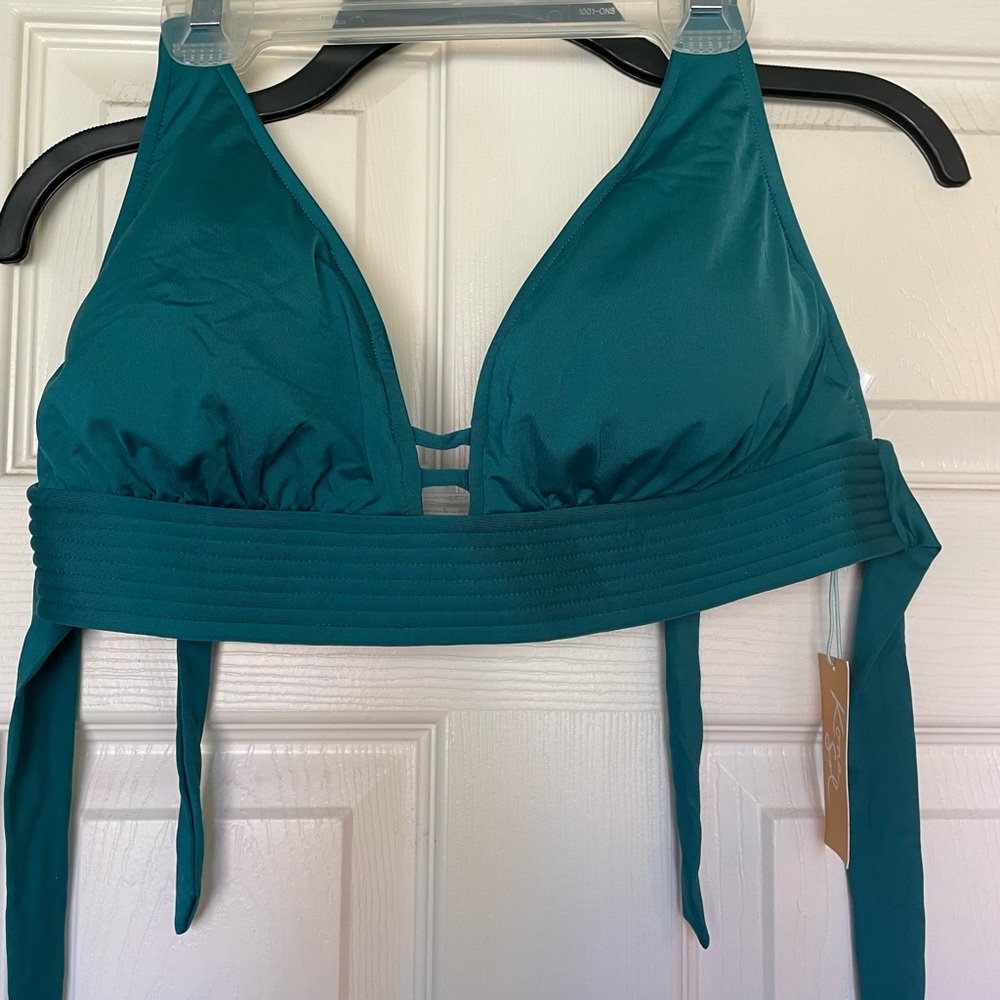 Bikini top